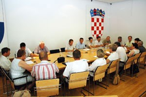 Slika Fotografije/Opcenite fotografije/prevencija/vijece-za-prevenciju-mala.jpg